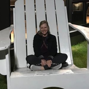 Meet your Posher, Holly